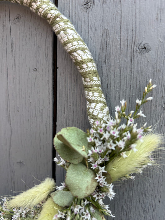 Hoop aus Trockenblumen & Stoff Khaki/natur/beige 20cm