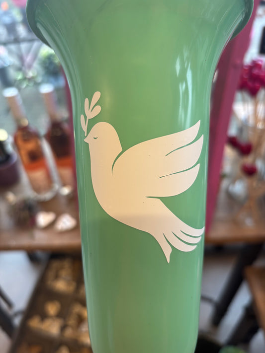 Grabvase aus Kunststoff in Rosa/Hellgrün mit "weißer Taube"