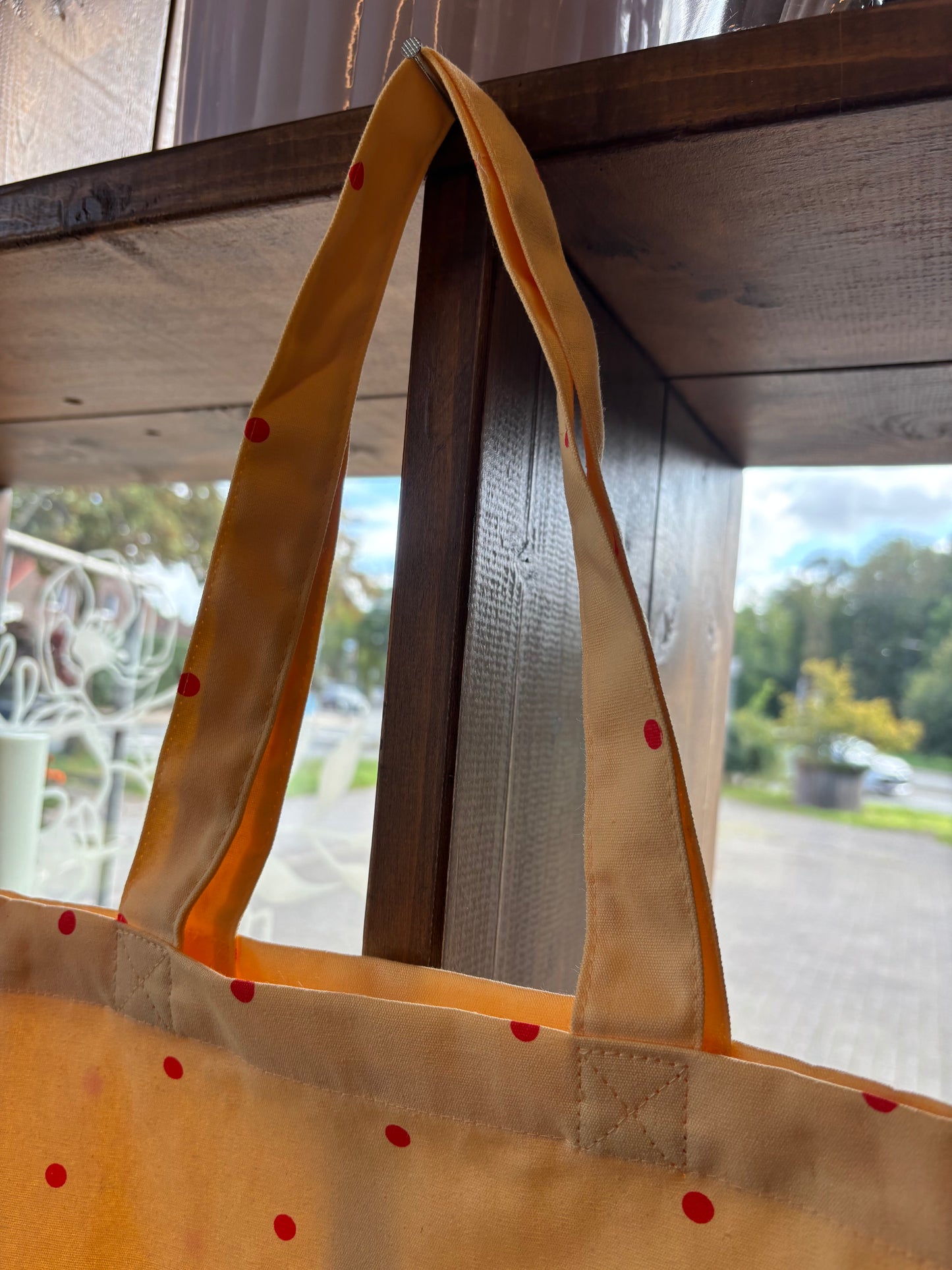 Tasche Beutel aus Baumwolle mit Muster in hell Gelb mit orangen Punkten